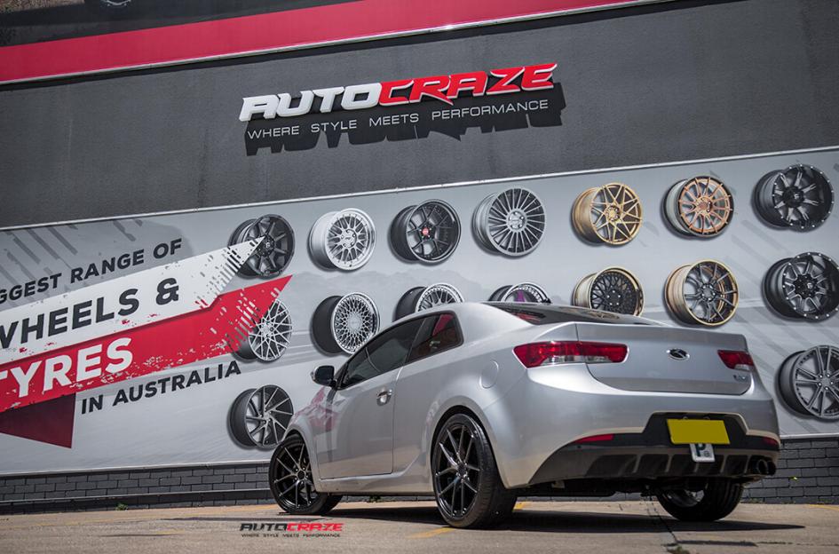 KIA-CERATO-TARGA-BLACK---MACHINED-WITH-DOUBLE-DARK-TINT